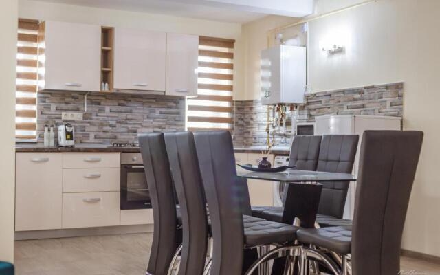 Luxury Desing Apartment