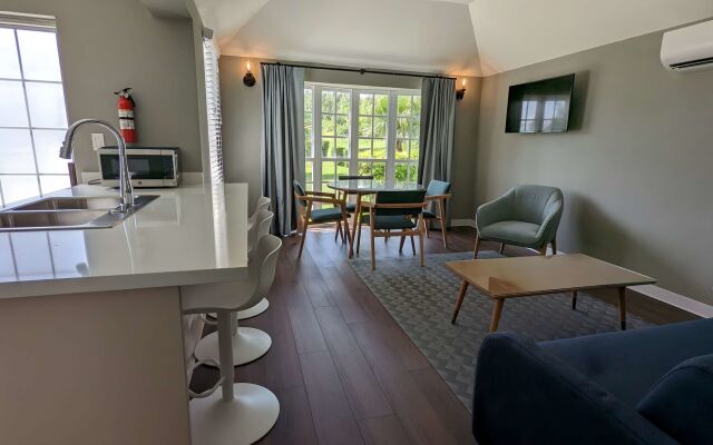 St George's Club Hotel