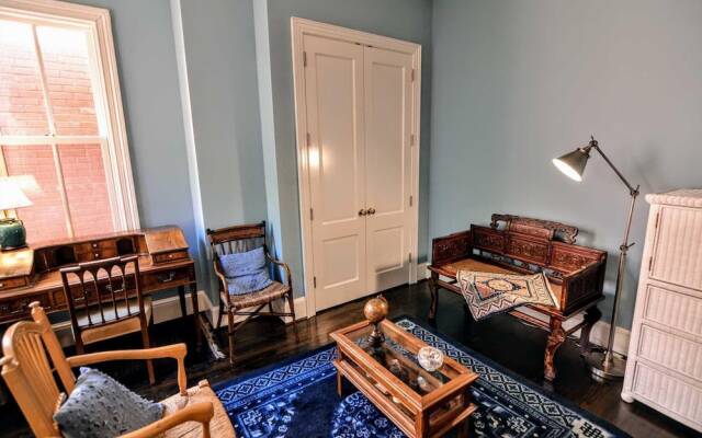 807 East Capitol St. - 4 Br Home
