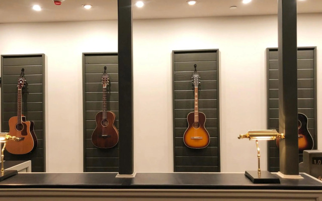 Cotton Court, by Valencia Hotel Collection