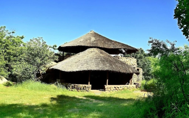 Hampis Boulders Resort
