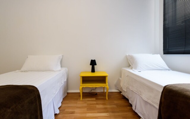 All in Rio- Praia e Charme no Leme