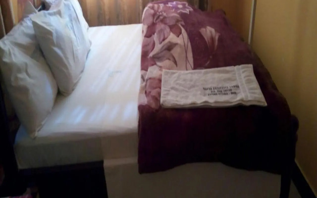 Mauya Executive Lodge