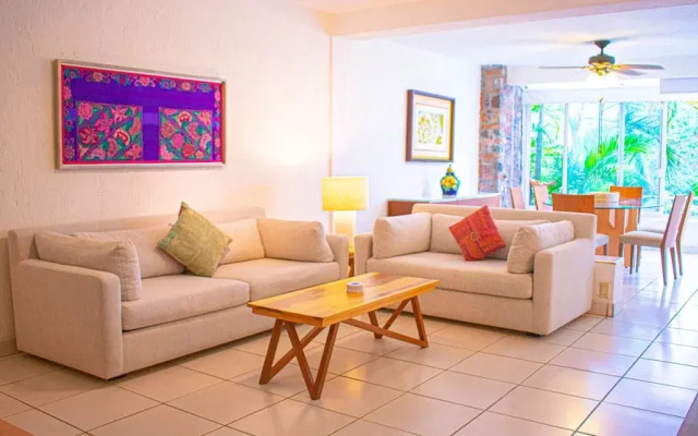 Condo Palau by Kivoya