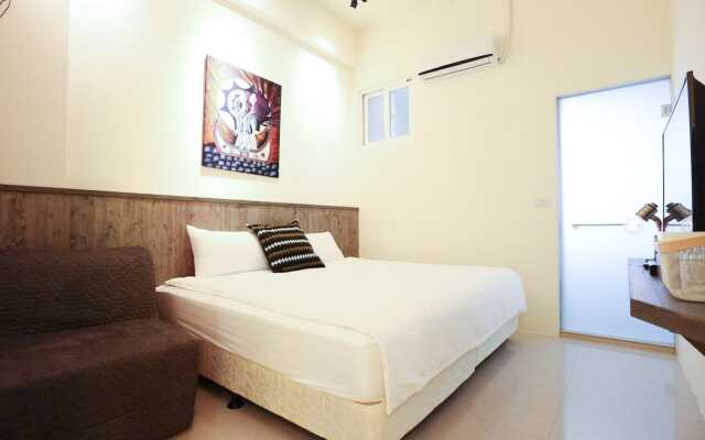 Cozy Green Guest House