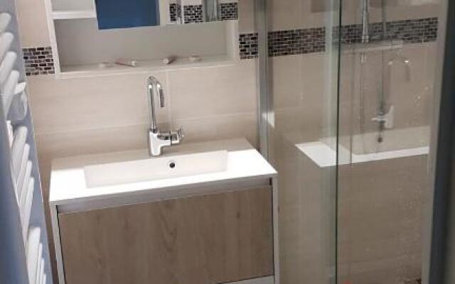 Villa Club In Secured Residence With Swimming Pool