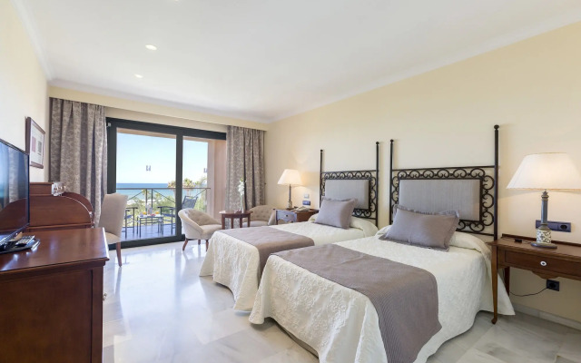 Hipotels Barrosa Palace & SPA