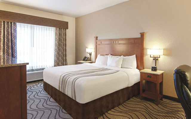 Best Western Plus Riverfront Hotel & Suites