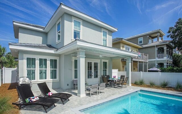 Beach Living - 1674084