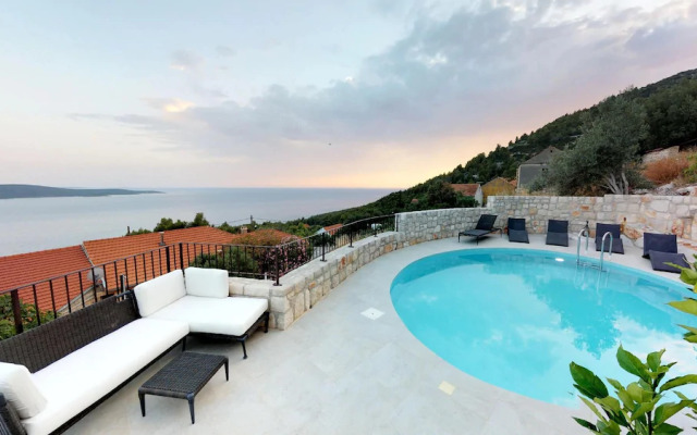Old Tree Villa