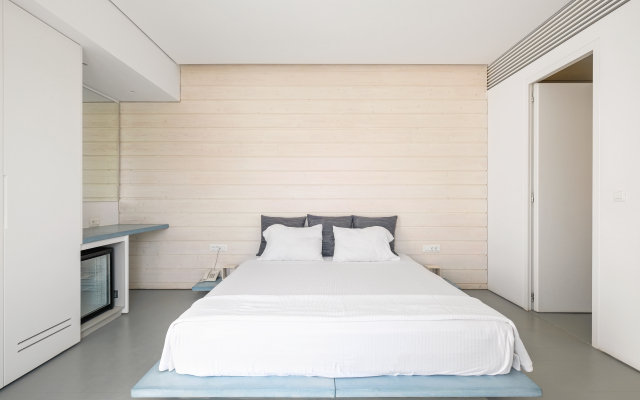 Relux Ios Hotel