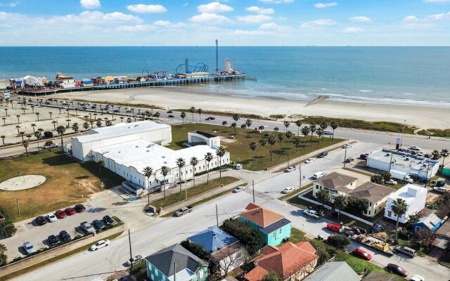 2225 Galveston 2 Duplex