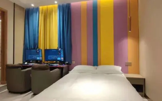 Siyan E-sports Hotel (Yingtan Tianhong Branch)