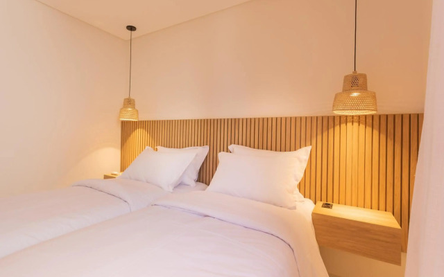 Acqua Residences Luxury Collection