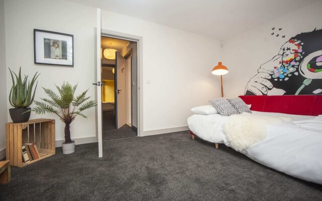 Higgihaus at 3a Cheltenham Lane Bristol