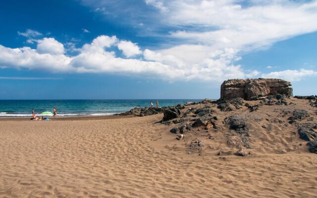 Beach House Adelfas San Agustín MCI