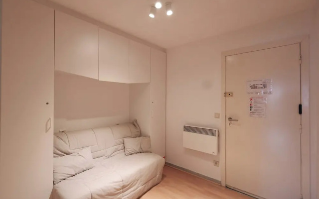 Studio by the Beach With Sea View