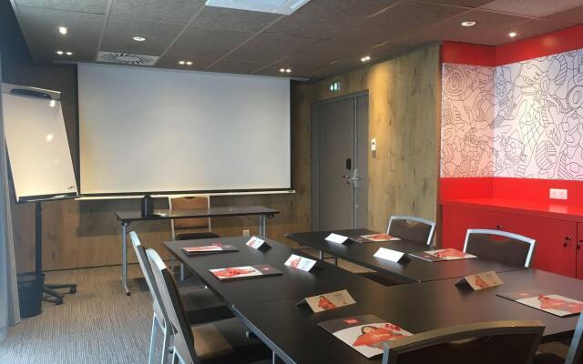 ibis Niort Est Mendes France