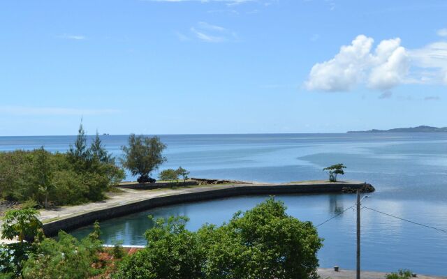 West Plaza Hotel Coral Reef