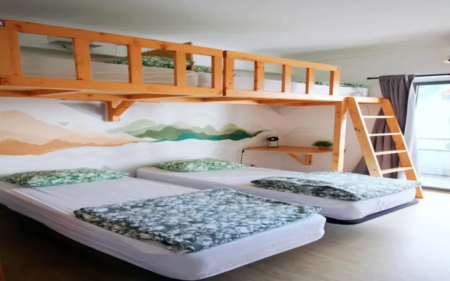 Hostel WOT Lisbon Nomad