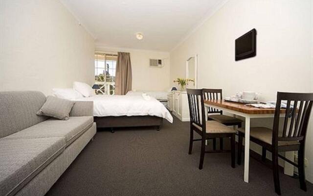 Aussie Settler Motel