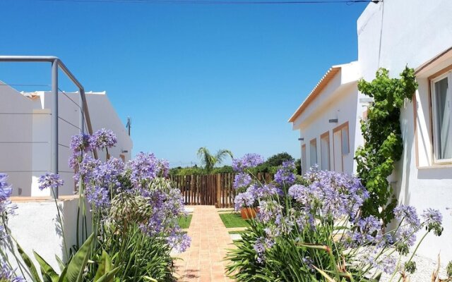 House With one Bedroom in Faro, With Shared Pool, Enclosed Garden and Wifi Near the Beach