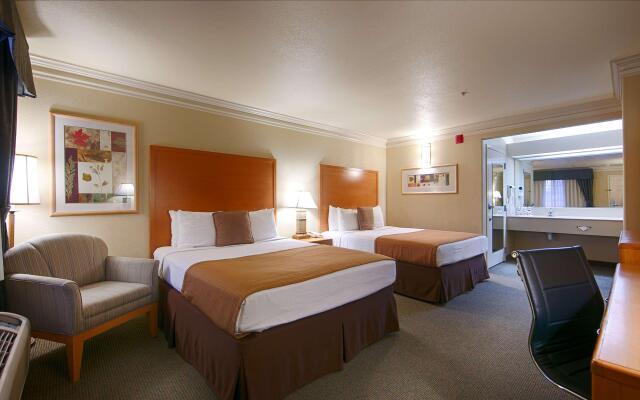 Best Western Inn & Suites Lemoore
