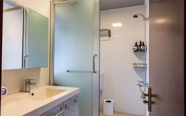 Locals Boutique Apartment Qianshan No.6