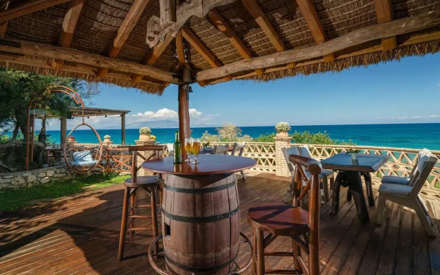Porta Del Mar Beach Resort