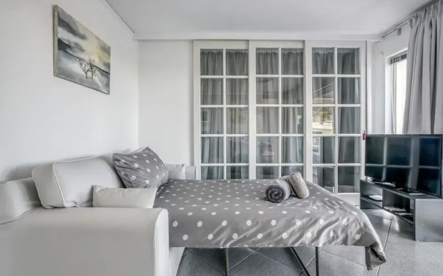 South Blue Sea View Apartment