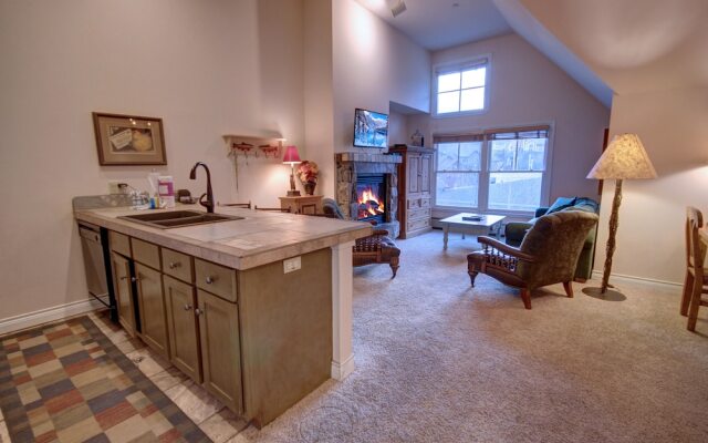 Jack Pine 8025 by SummitCove Vacation Lodging