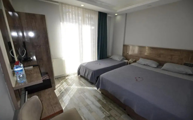 Tüm Palace Otel