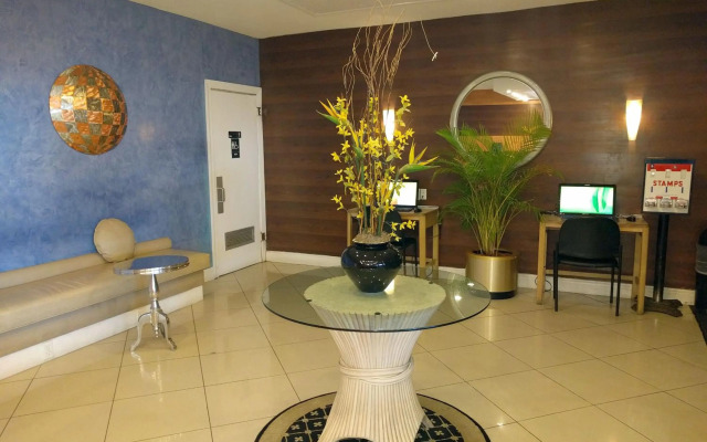 Red Carpet Inn Airport and Cruise Port Hotel Fort Lauderdale