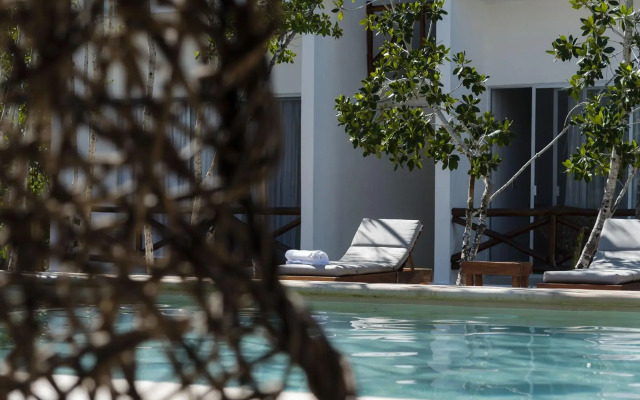 Sanyama Holbox