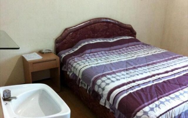 Hotel Bandung Indah by ZUZU