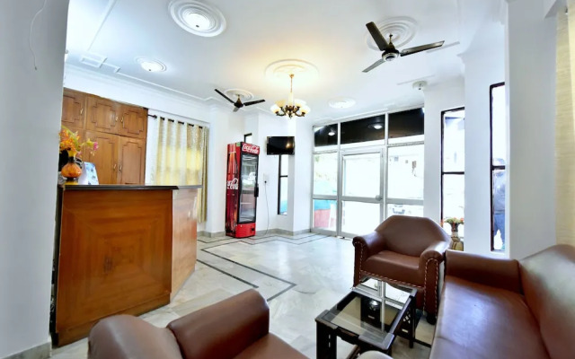 OYO 12443 Hotel Snowretreat