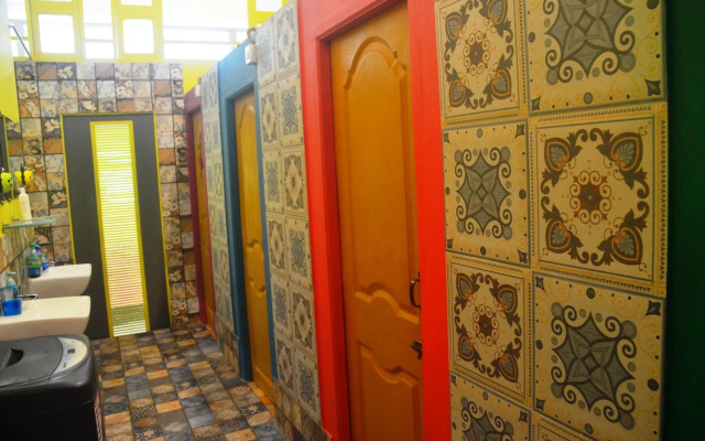 Salaam Namastey Backpackers