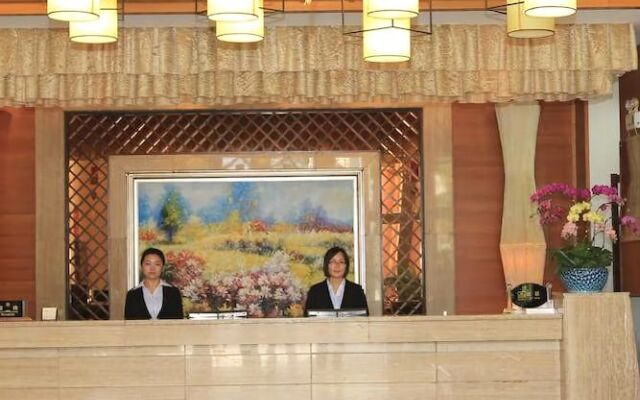 Jinruifeng Hot Spring Hotel - Guangzhou
