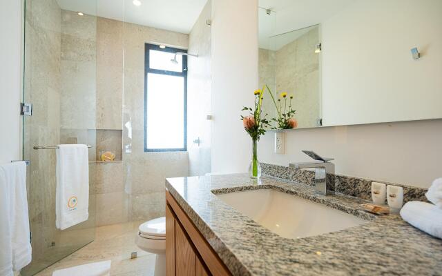 Condo Solaria G303 in Ventanas Residencial