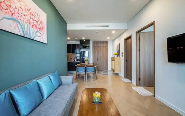 Parkland Riverside Luxury Vacation