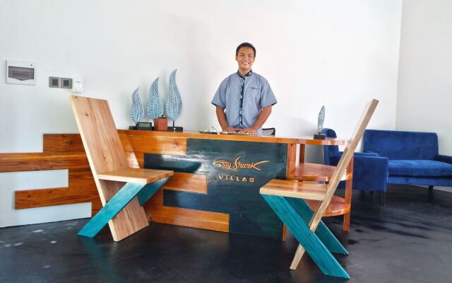 Stay Shark Villas