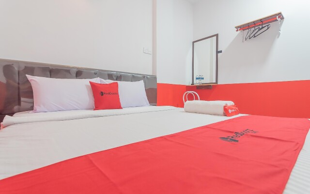 RedDoorz near RSUD Embung Fatimah Batam