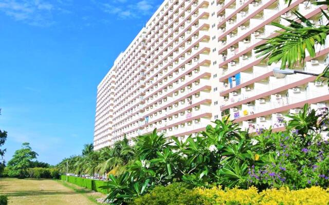 "sea View Apartment on Jomtien Beach Pattaya"