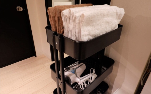 Ryota's Room – Guest Rooms – Osaka