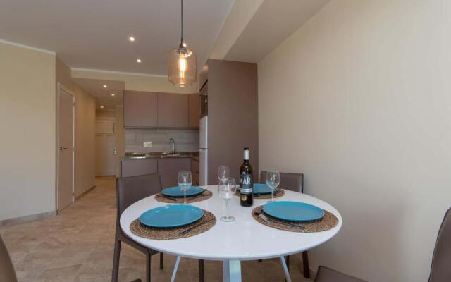 Altamira 73 - One Bed