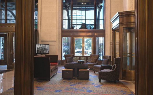 Notary hotel