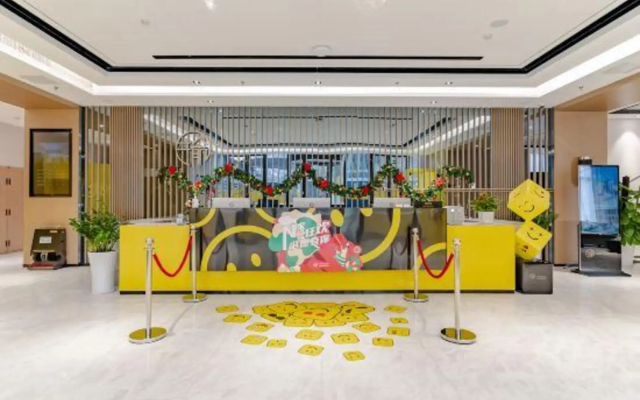 Poly yujingge Hotel