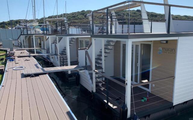 Floating House ARENA 1