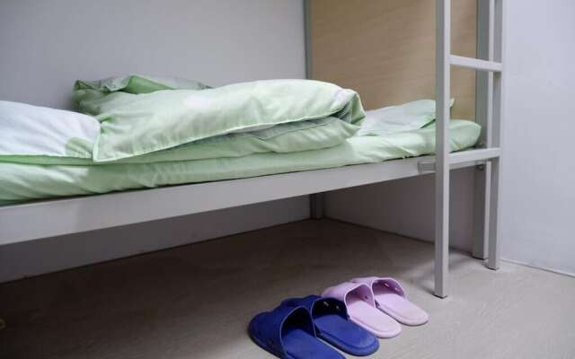 East Station International Youth Hostel