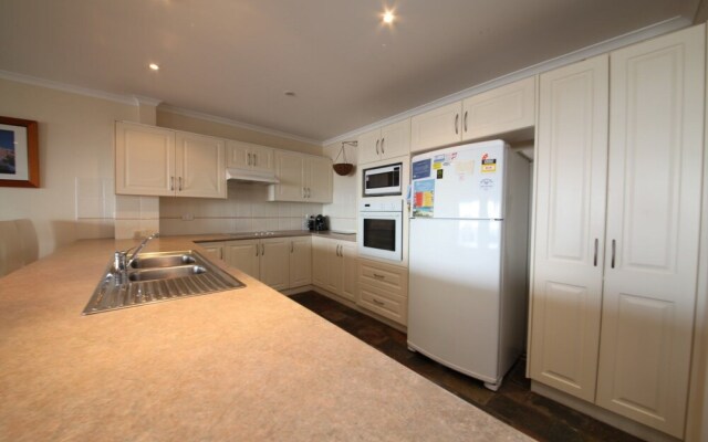 Nelson Towers, Unit 41/71 Victoria Parade